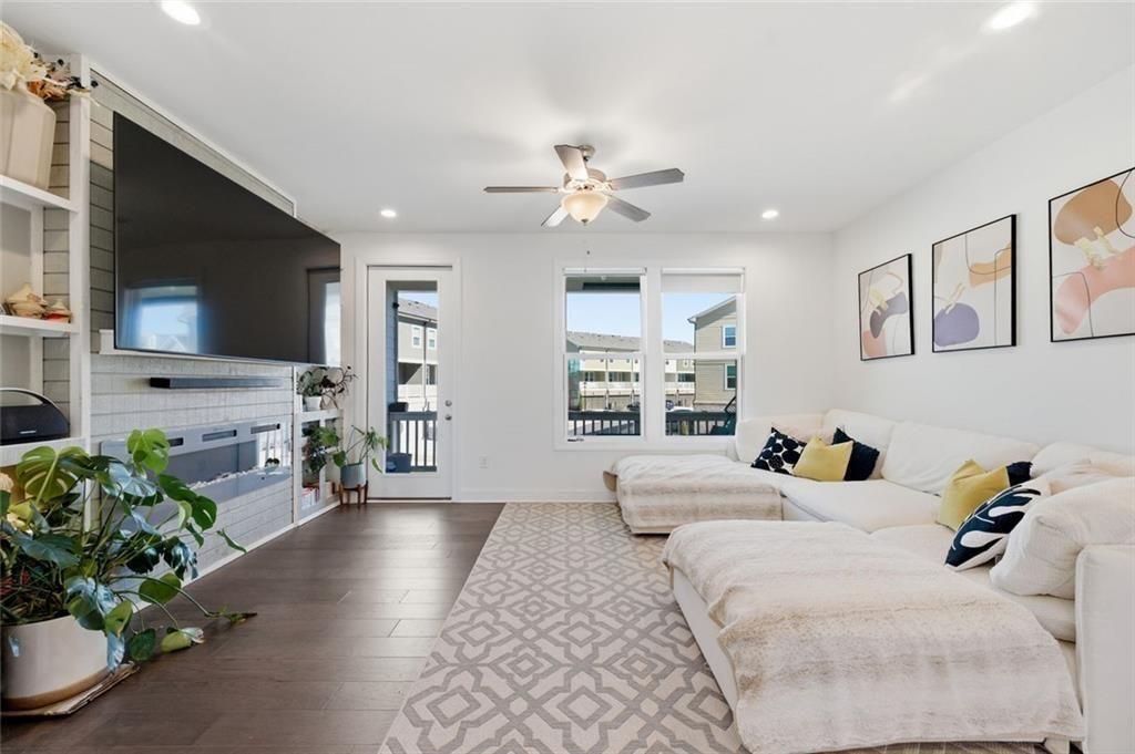 4346 Encore Park Lane