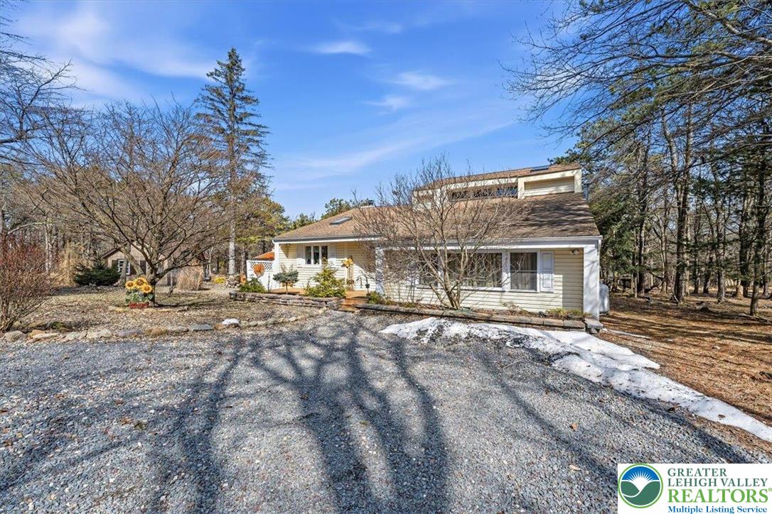 568 South Old Stage Road