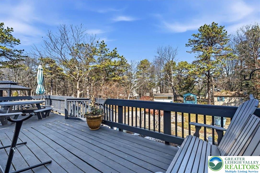 568 South Old Stage Road