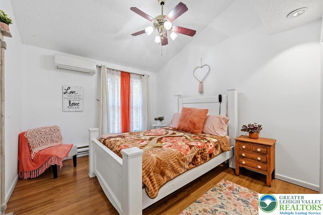 568 South Old Stage Road