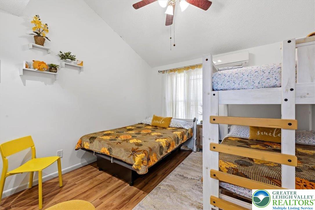 568 South Old Stage Road