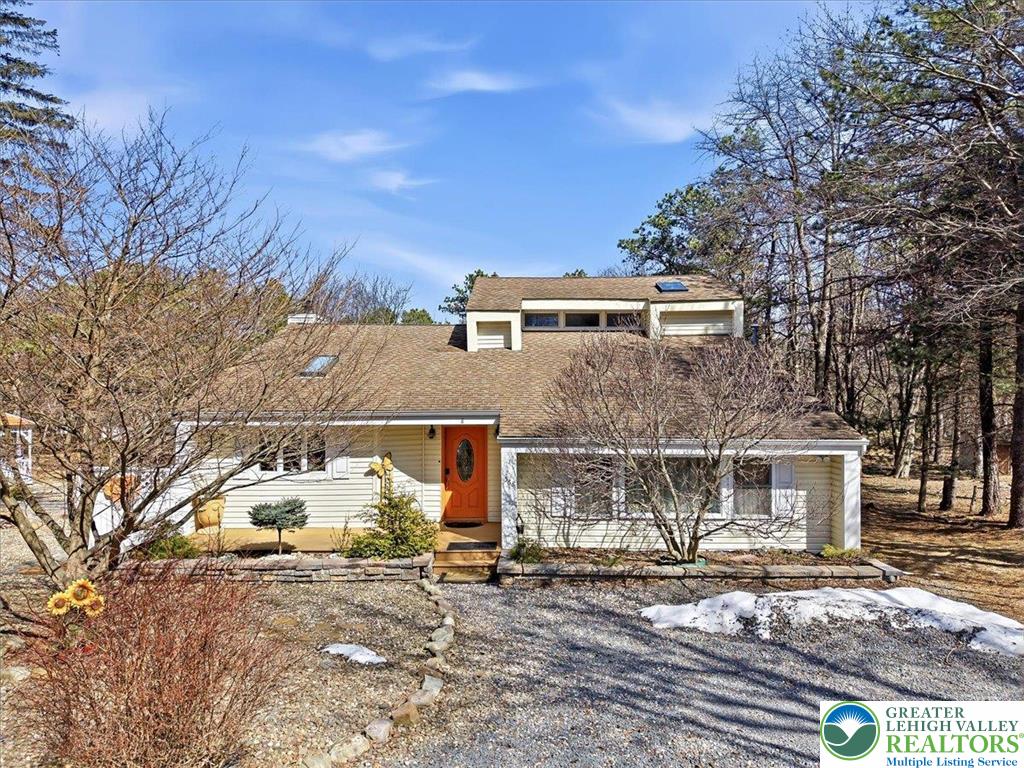 568 South Old Stage Road