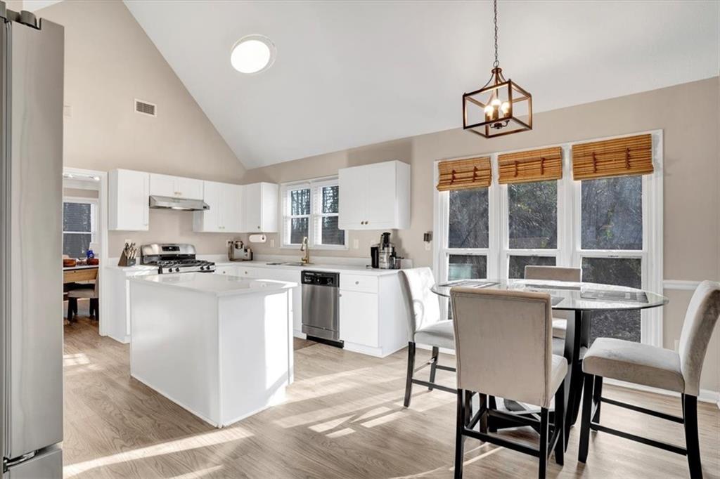 752 Stone Breeze Lane