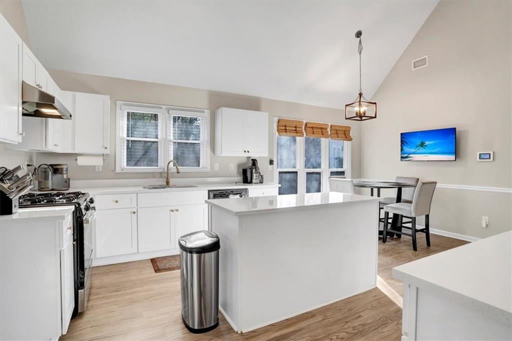 752 Stone Breeze Lane