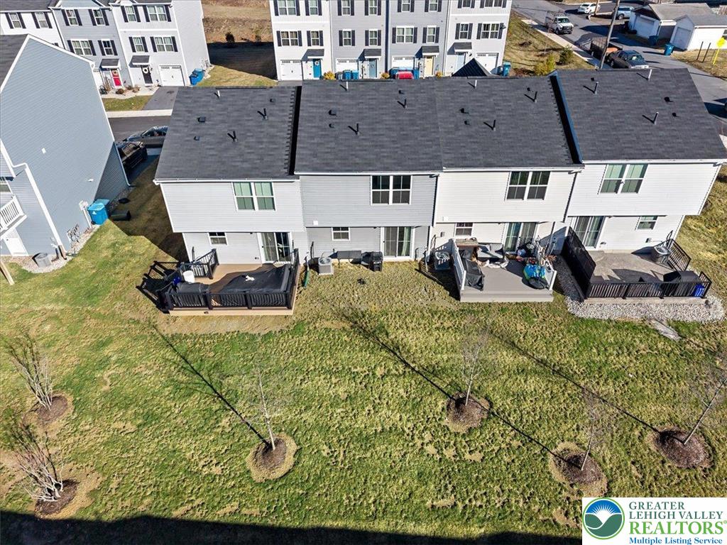 2142 Cross Country Road