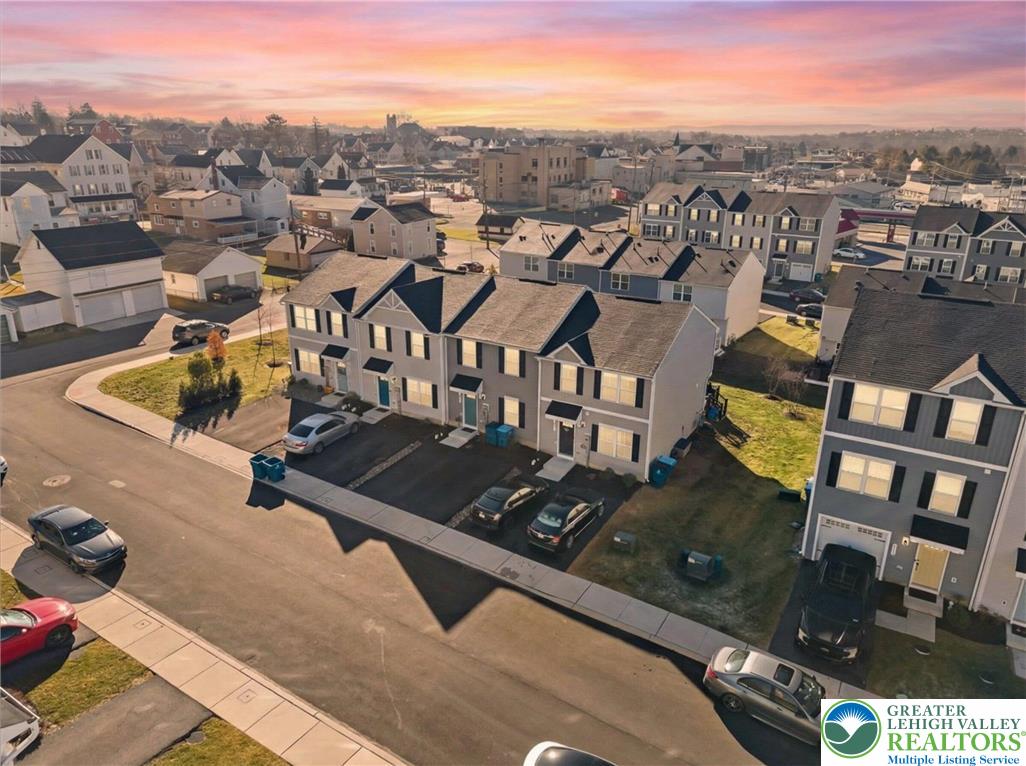 2142 Cross Country Road