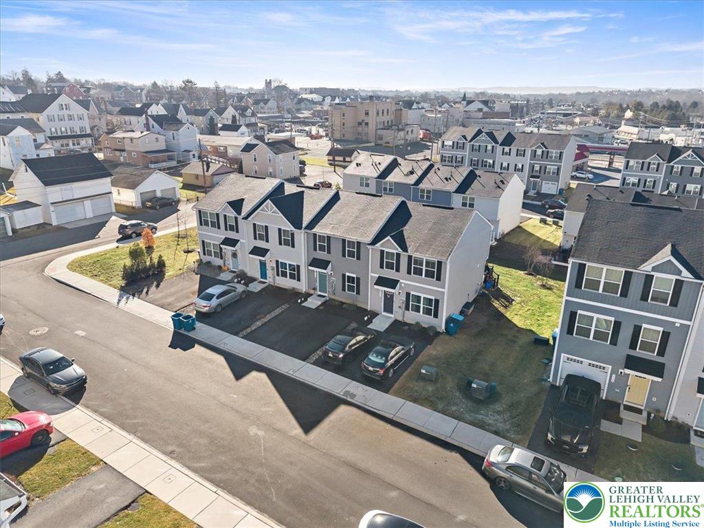 2142 Cross Country Road