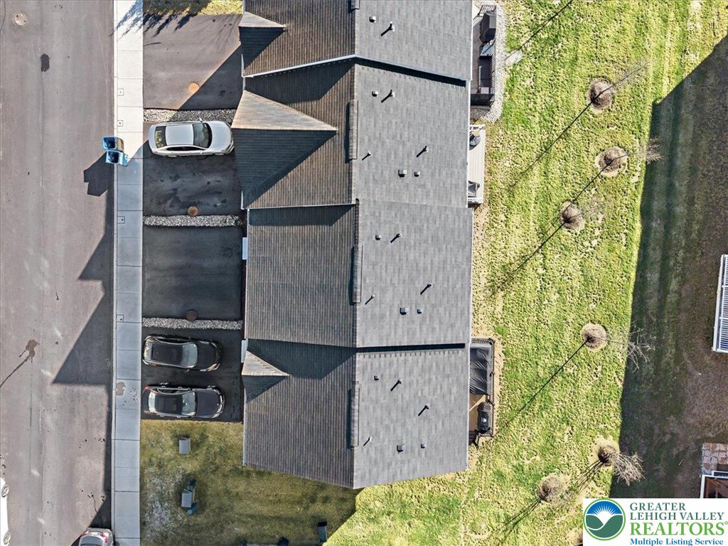 2142 Cross Country Road