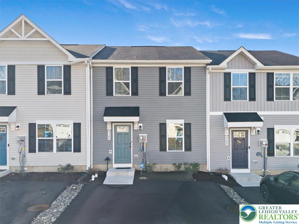 2142 Cross Country Road