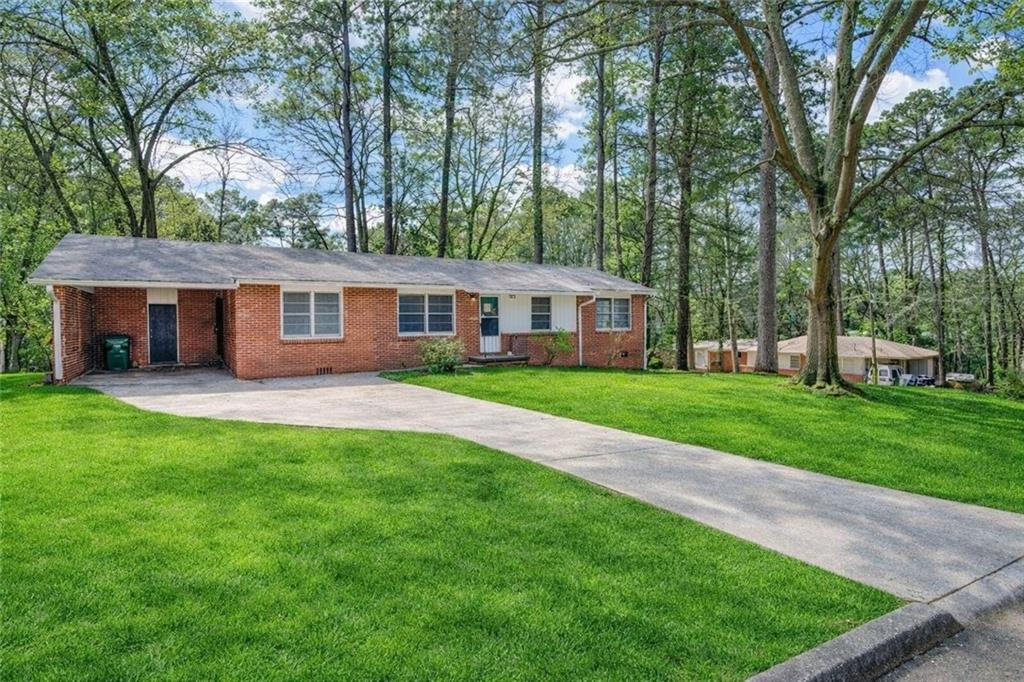 3272 Kingston Road NW