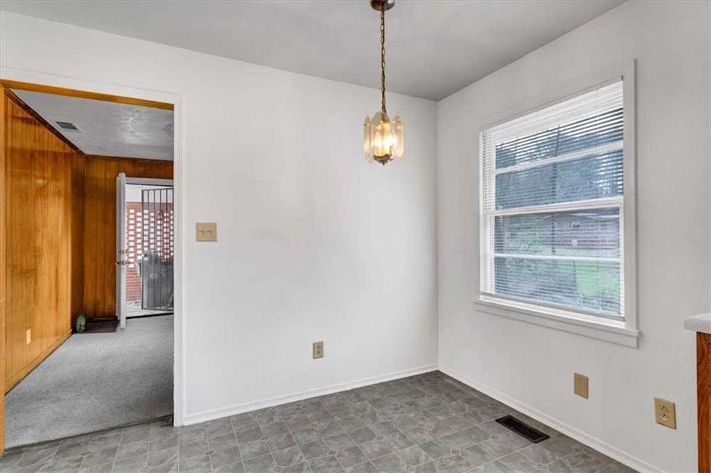 3272 Kingston Road NW