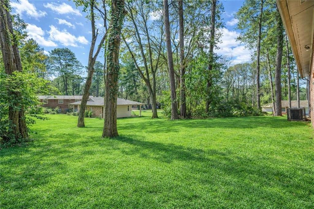 3272 Kingston Road NW