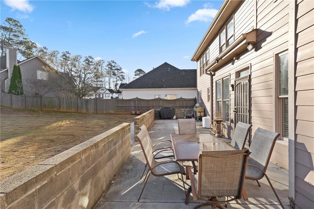 991 Bay Pointe Way SW