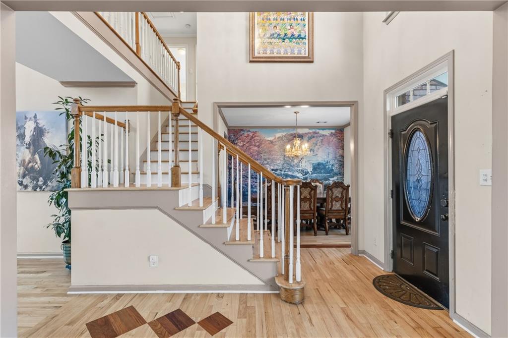 991 Bay Pointe Way SW