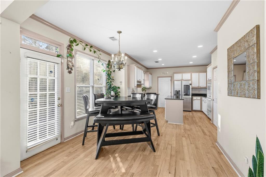 991 Bay Pointe Way SW