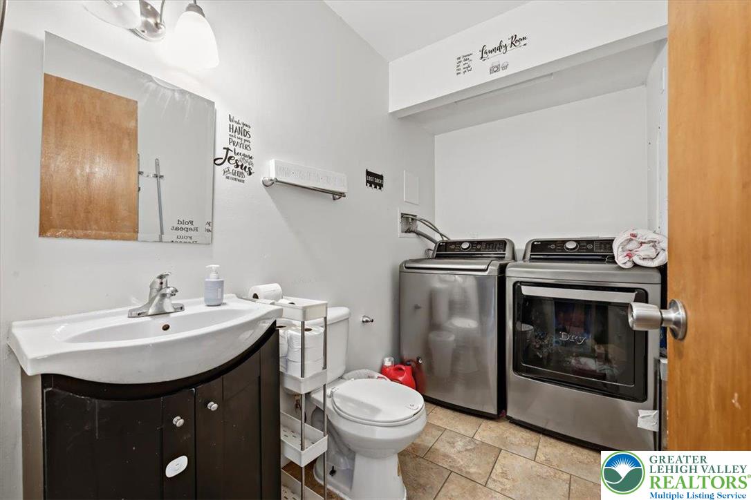 1220 South 8th Street