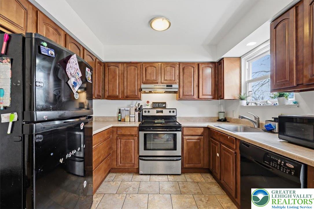 1220 South 8th Street