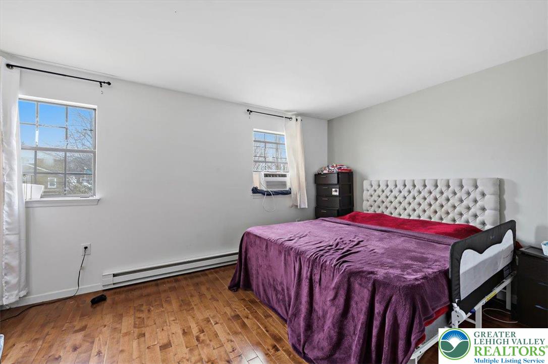 1220 South 8th Street