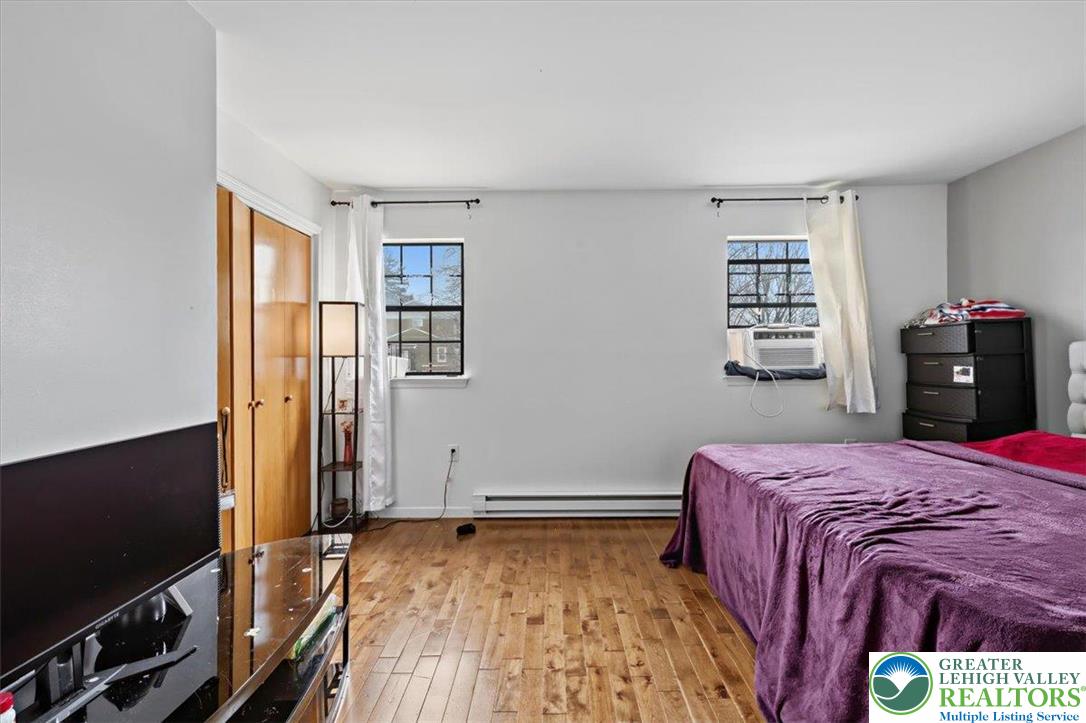 1220 South 8th Street