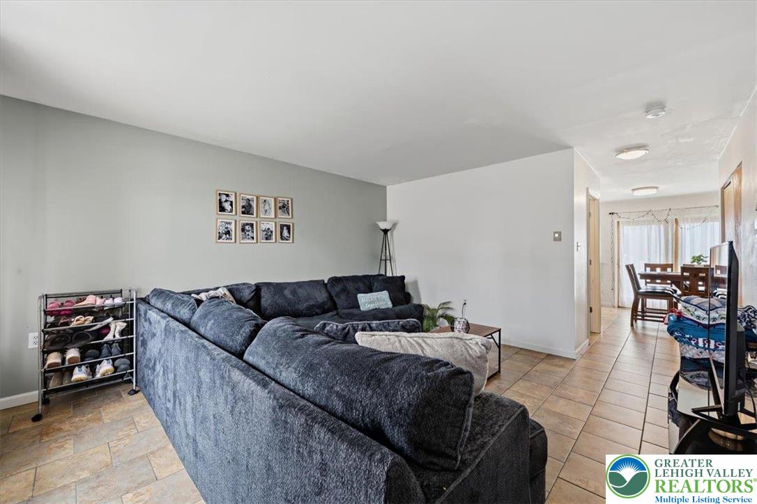 1220 South 8th Street