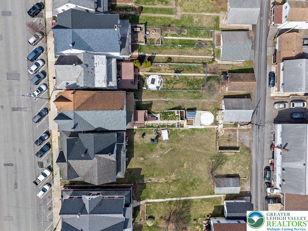 229 2nd Street North