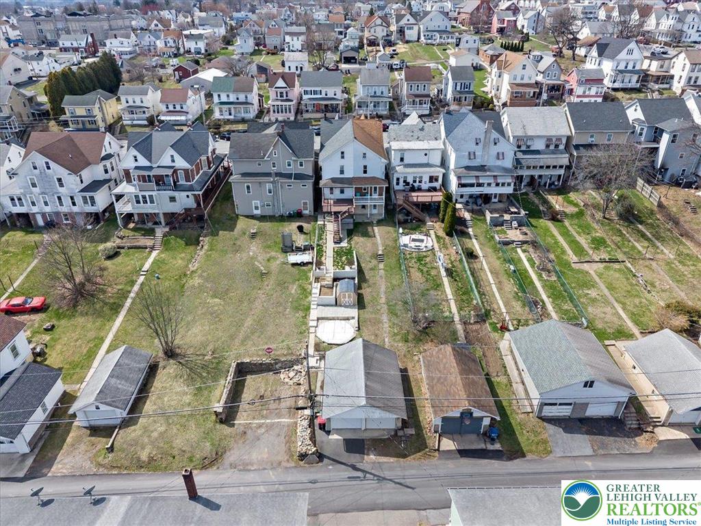 229 2nd Street North