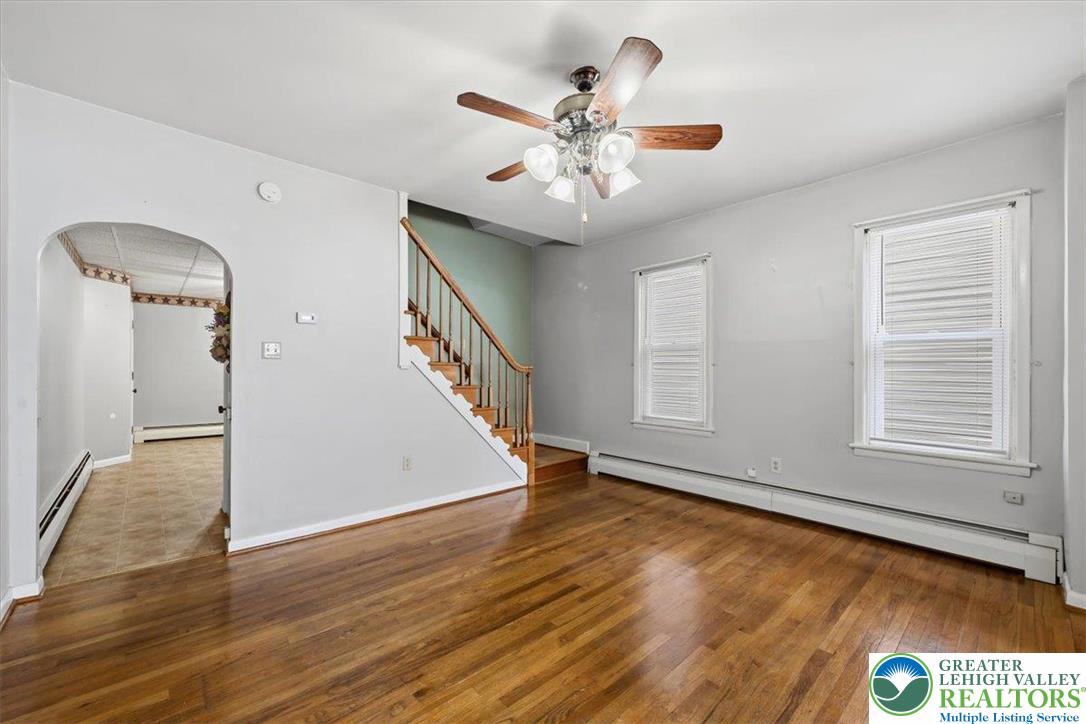 229 2nd Street North