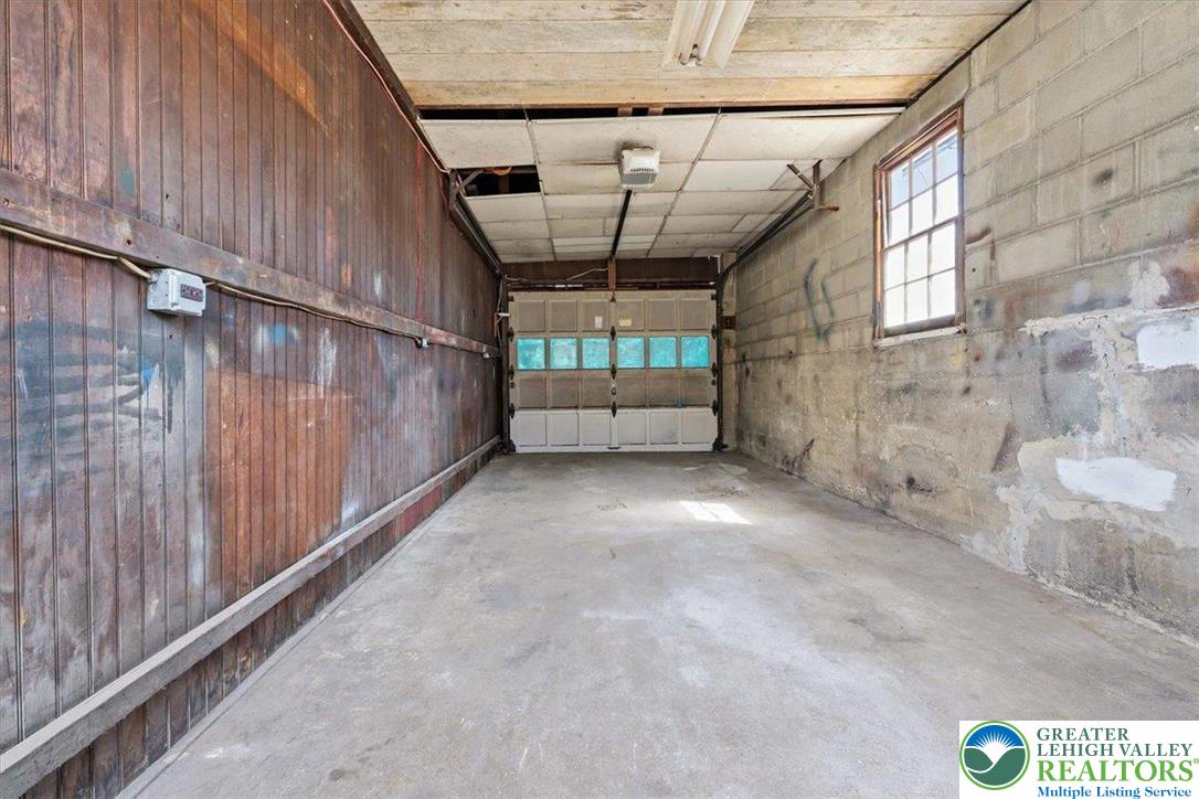 229 2nd Street North