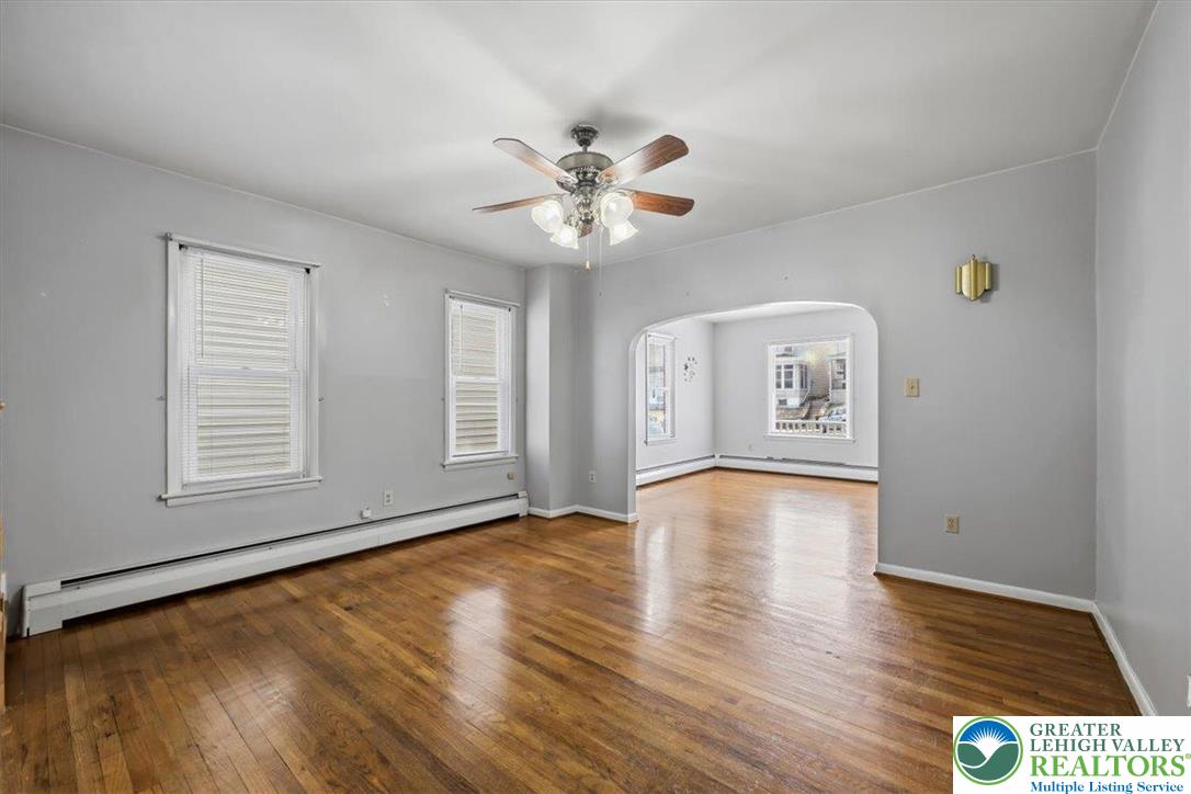 229 2nd Street North