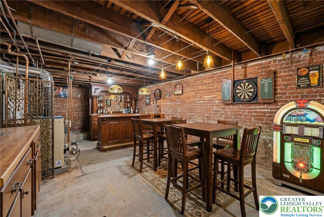 229 2nd Street North