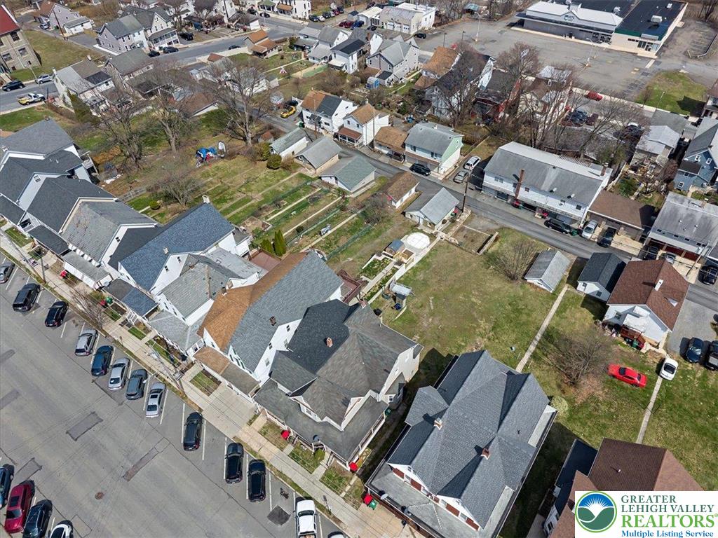 229 2nd Street North