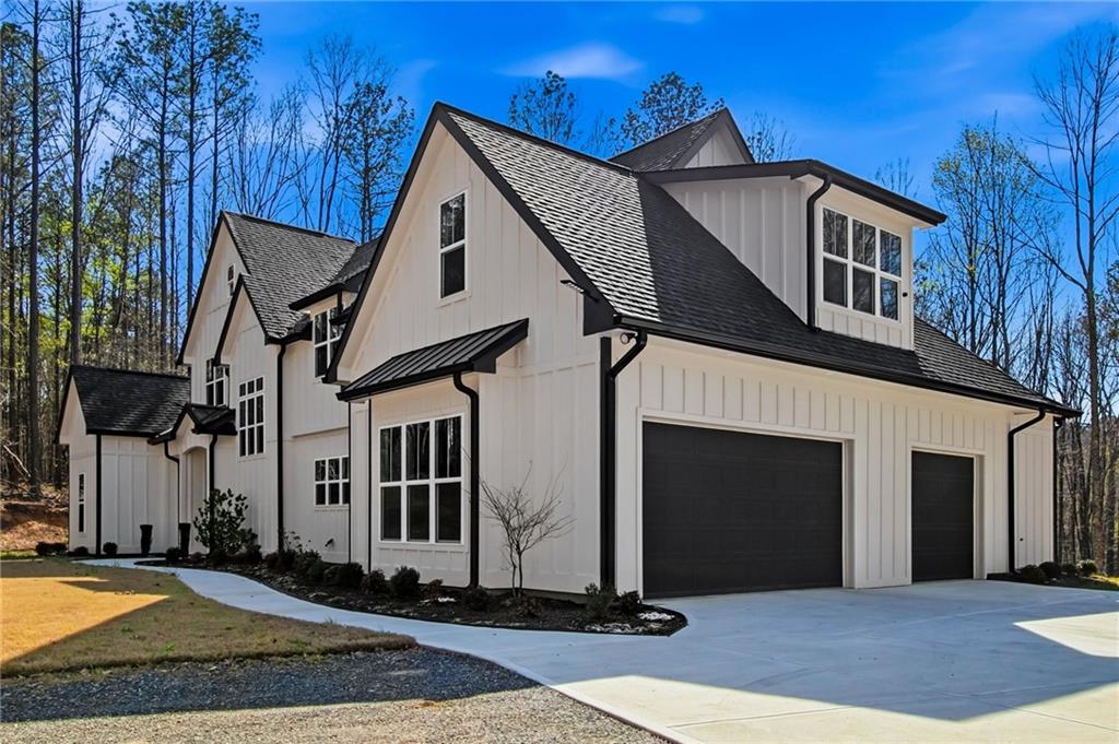 5567 Tyree Road