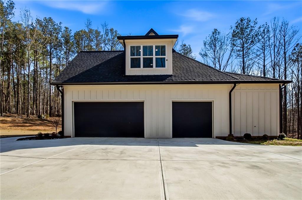 5567 Tyree Road