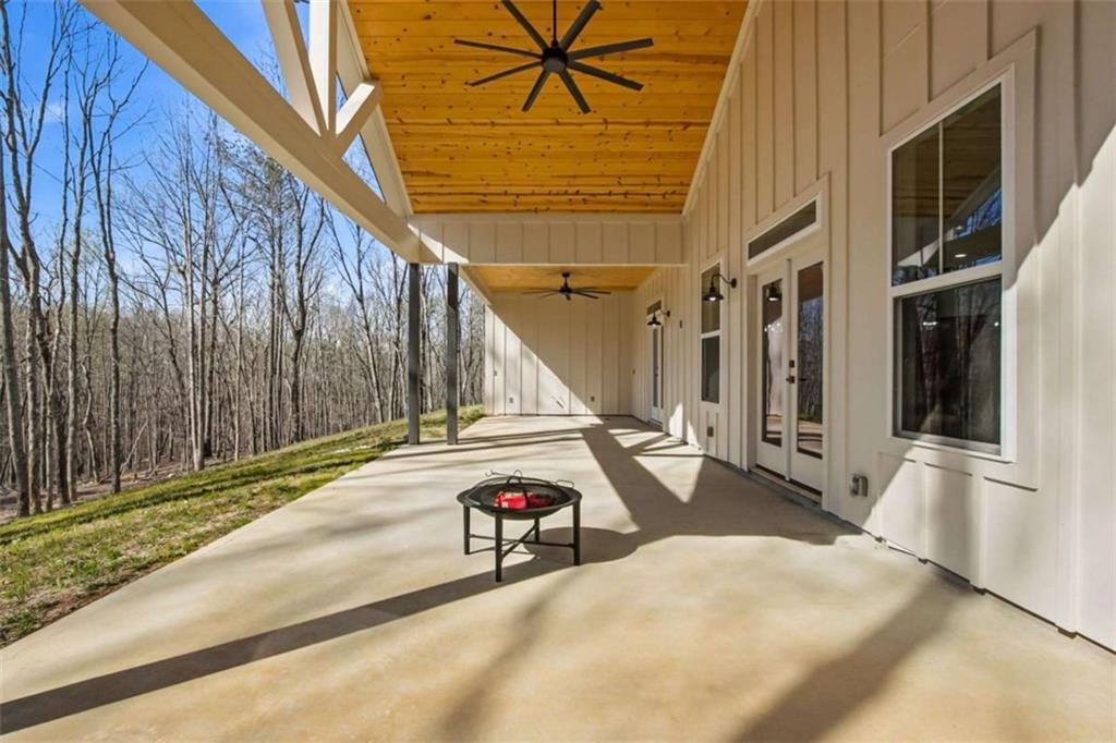 5567 Tyree Road