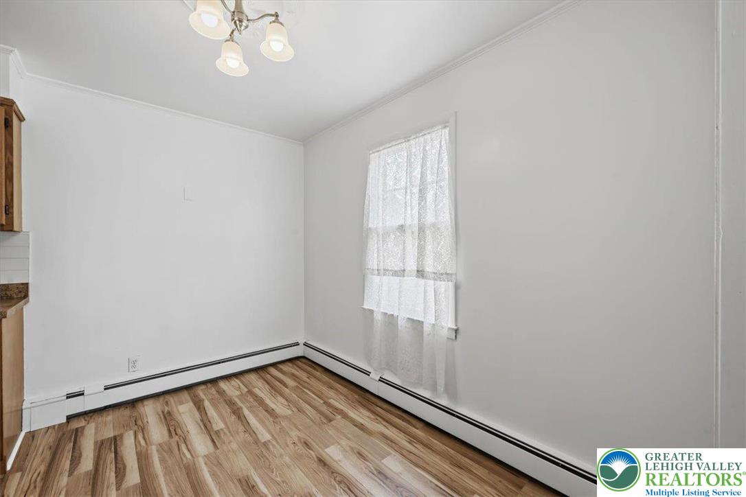 1229 West Whitehall Street
