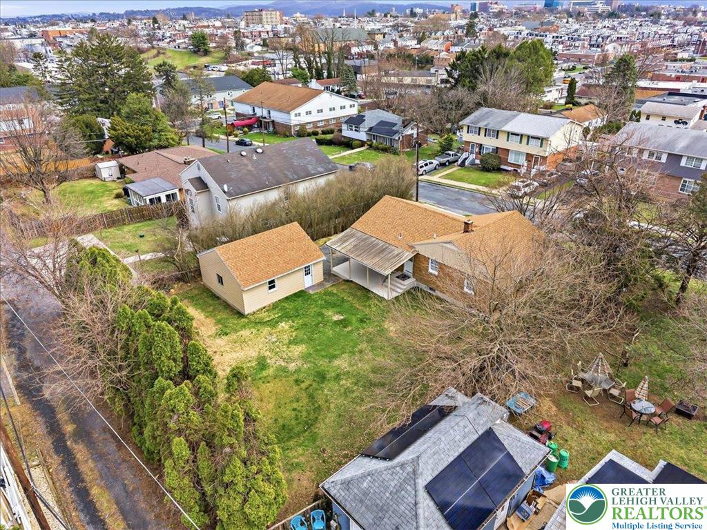 1229 West Whitehall Street