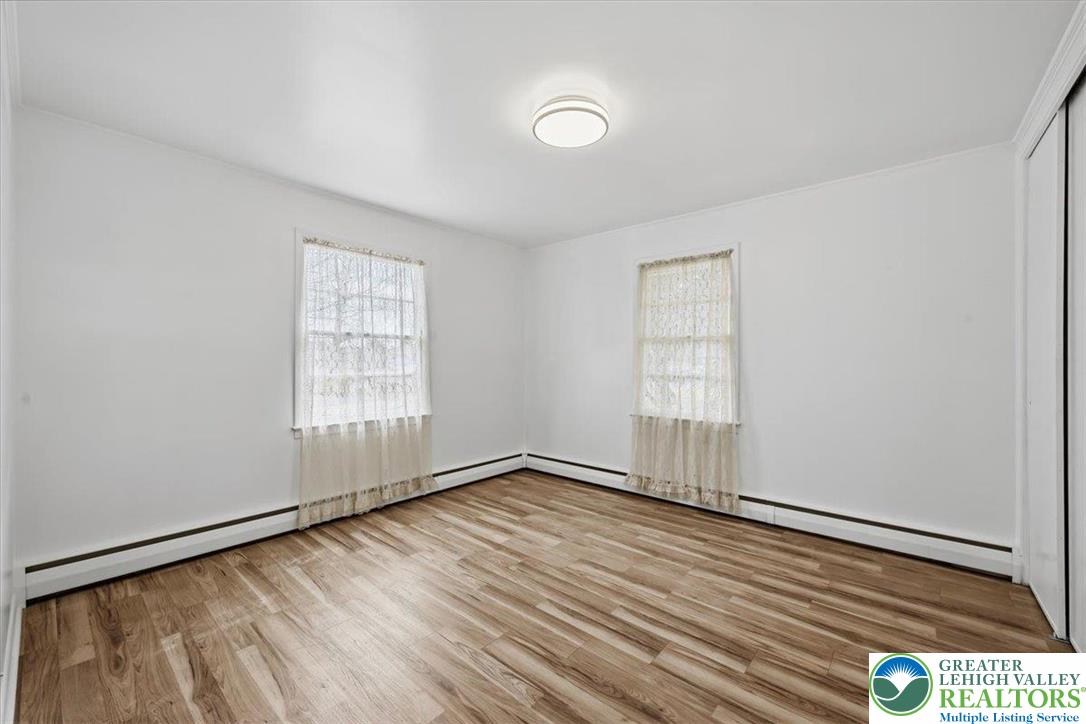 1229 West Whitehall Street