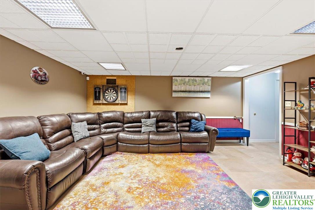 164 Chestnut Oak Drive