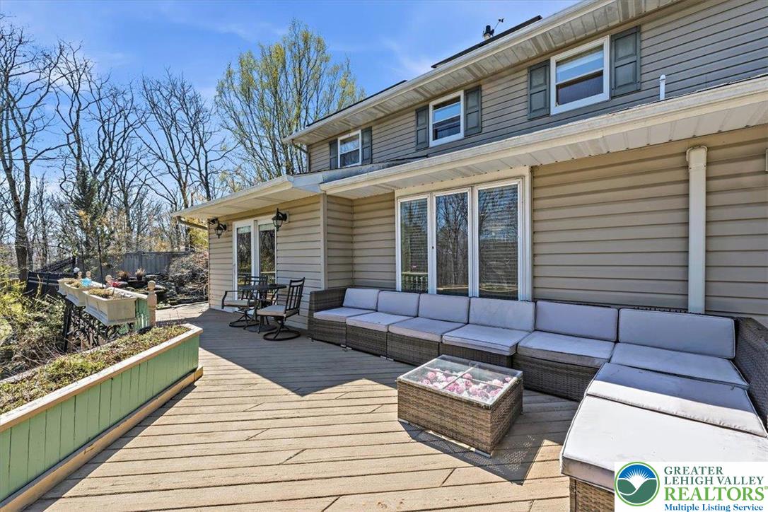 164 Chestnut Oak Drive