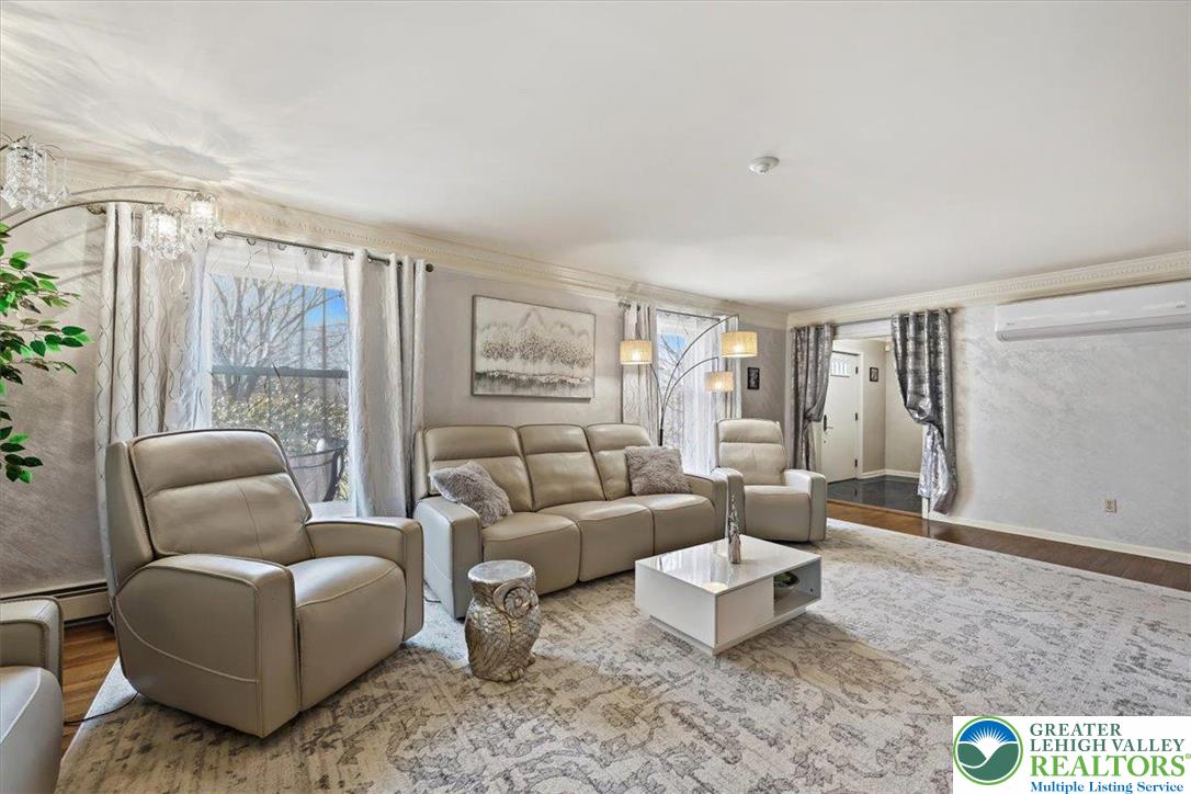 164 Chestnut Oak Drive