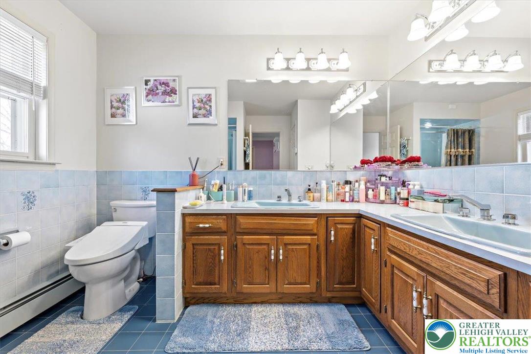 164 Chestnut Oak Drive