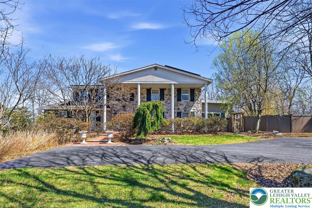 164 Chestnut Oak Drive