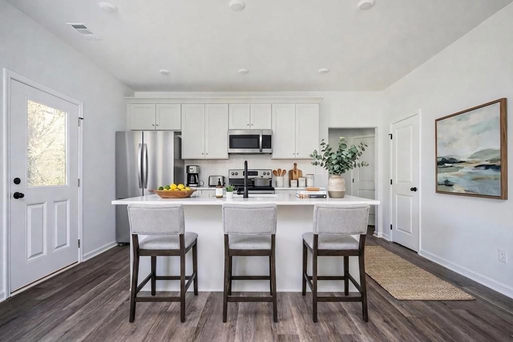 1135 4th Street NW