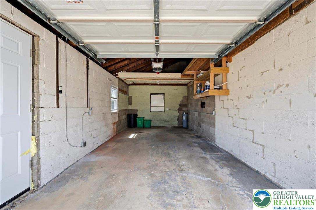 1122 North Van Buren Street