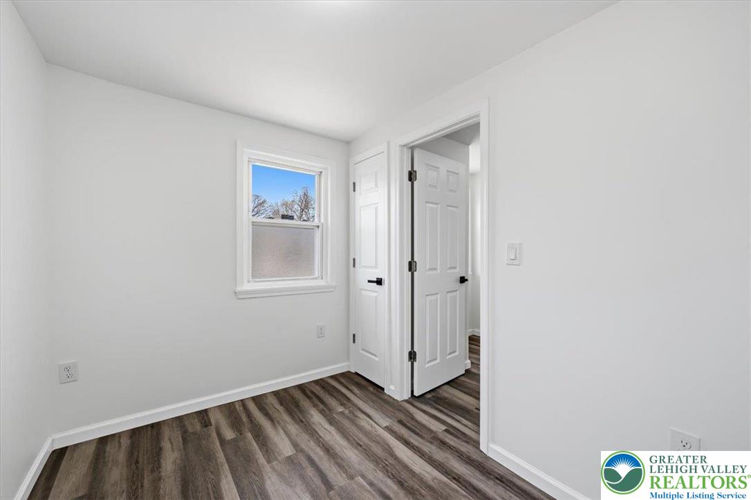 1122 North Van Buren Street