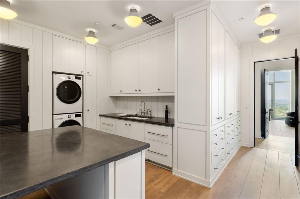 3630 Peachtree Road NE Unit #3302