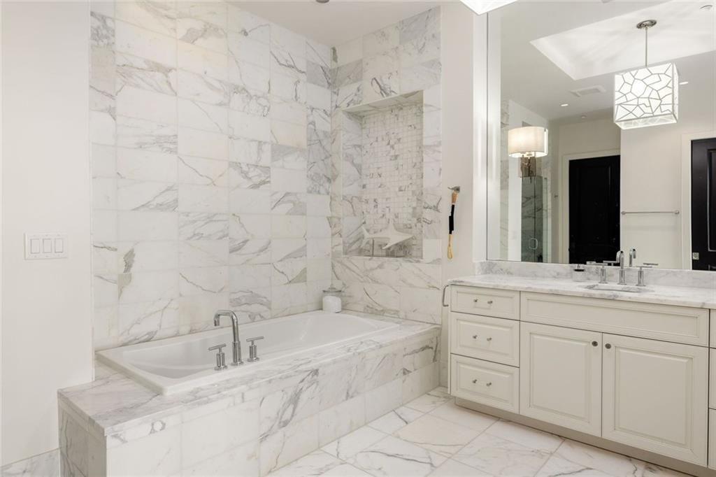 3630 Peachtree Road NE Unit #3302
