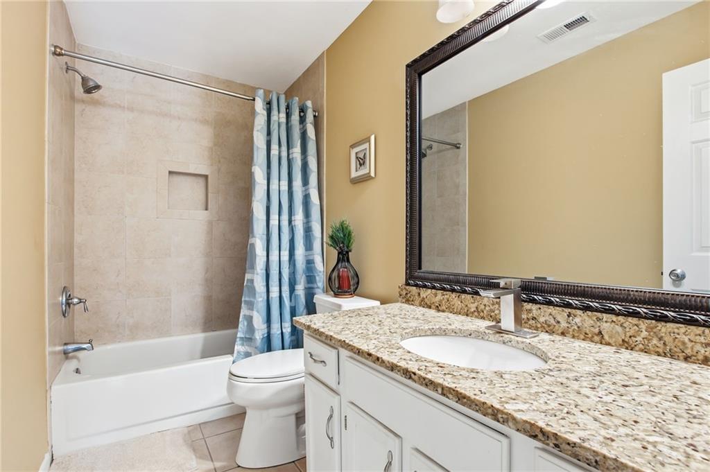 140 River Terrace Point