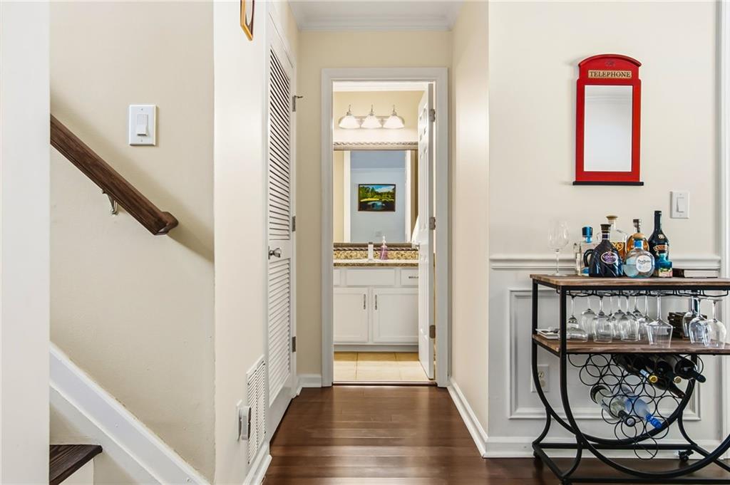 140 River Terrace Point