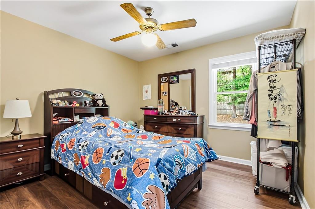 140 River Terrace Point